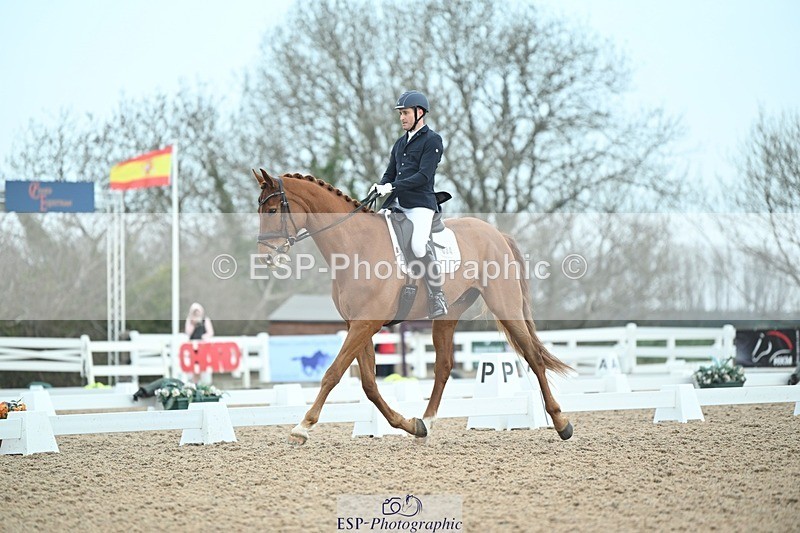 250403-084856-00402 - 034-Alejandro.Farina-Davian.Hit