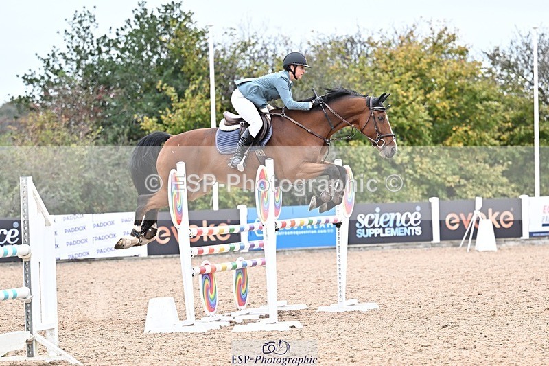 251015-131408-00518 - Cls 4 Newcomers and 1.10m Open