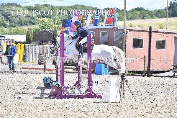 BPP_3866 - CLASS 8 SAT Springboard 128cm/ 138cm Restricted Handicap