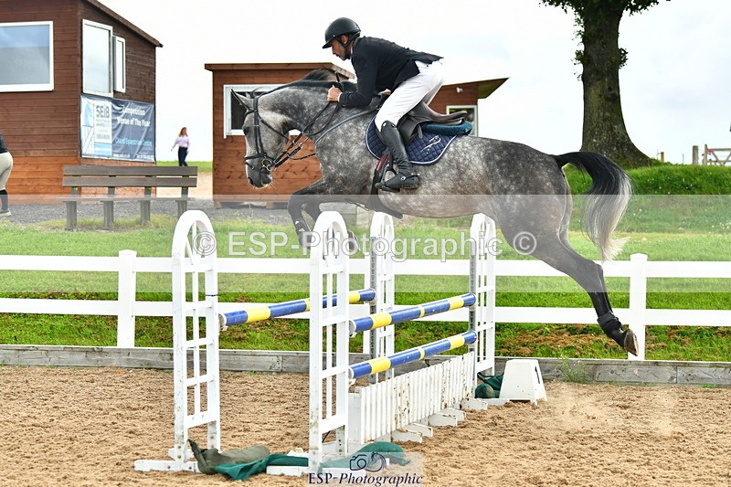 230813A-101701-11386 - Cls 40 A&B Senior Discovery & 1m Open