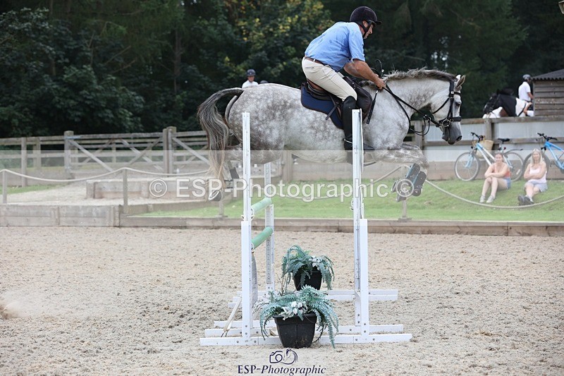 230908-171020-03166 - Cls 9 Snr Newcomers & 1.10m Open