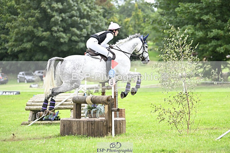 240804-130838-13945 - 457-Lydia_Stuart-SAUNDERSCOURT_FURISTOS