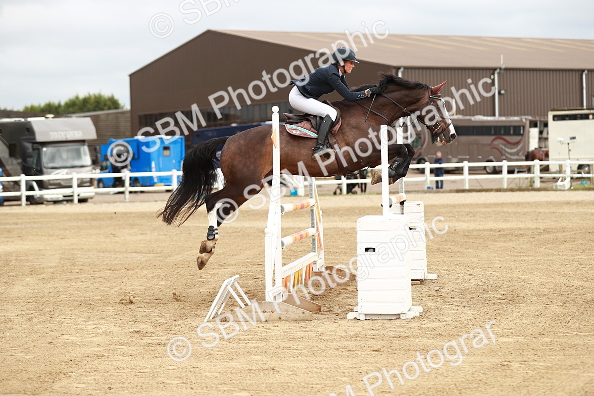 SBM_006633 - Class 5 - Senior Newcomers - 1.10m Open