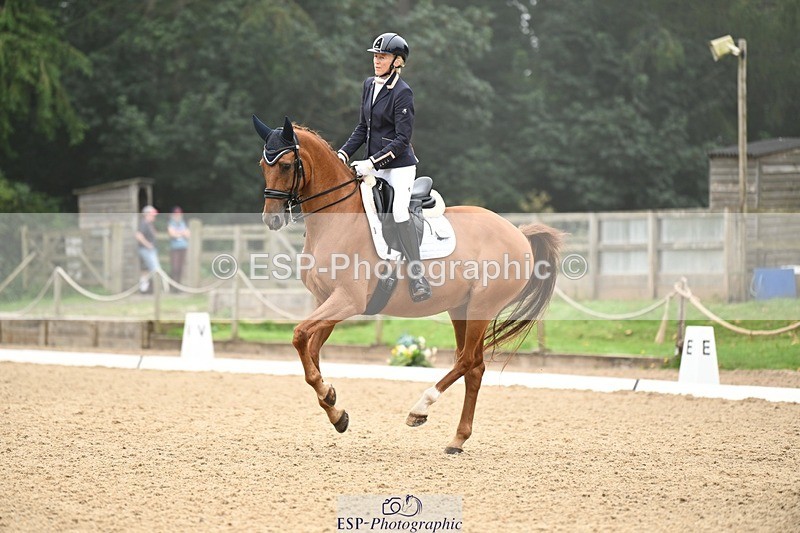 240811-114457-05591 - 253-Pauline.Jaggs-Emilio.Onneke