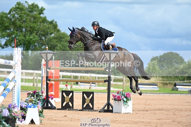 230721A-153028-07272 - Cls 10, 2 Star Big 1.45m Start to break