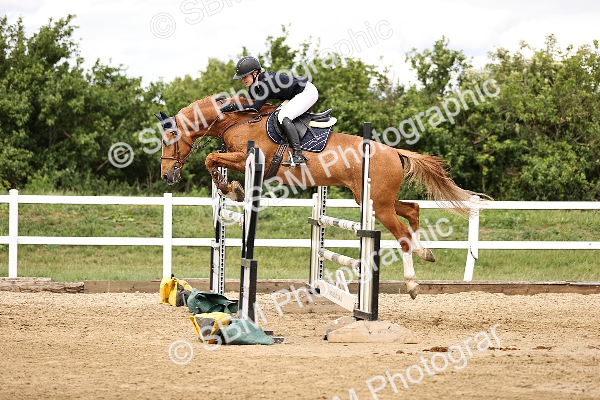 SBM_003256 - Class 11 - Senior Newcomers - 1.10m