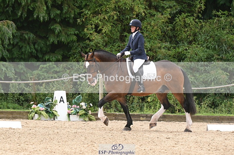 250719A-120250-04562 - 026-Carol.Quantrill-Cormoy.Lad