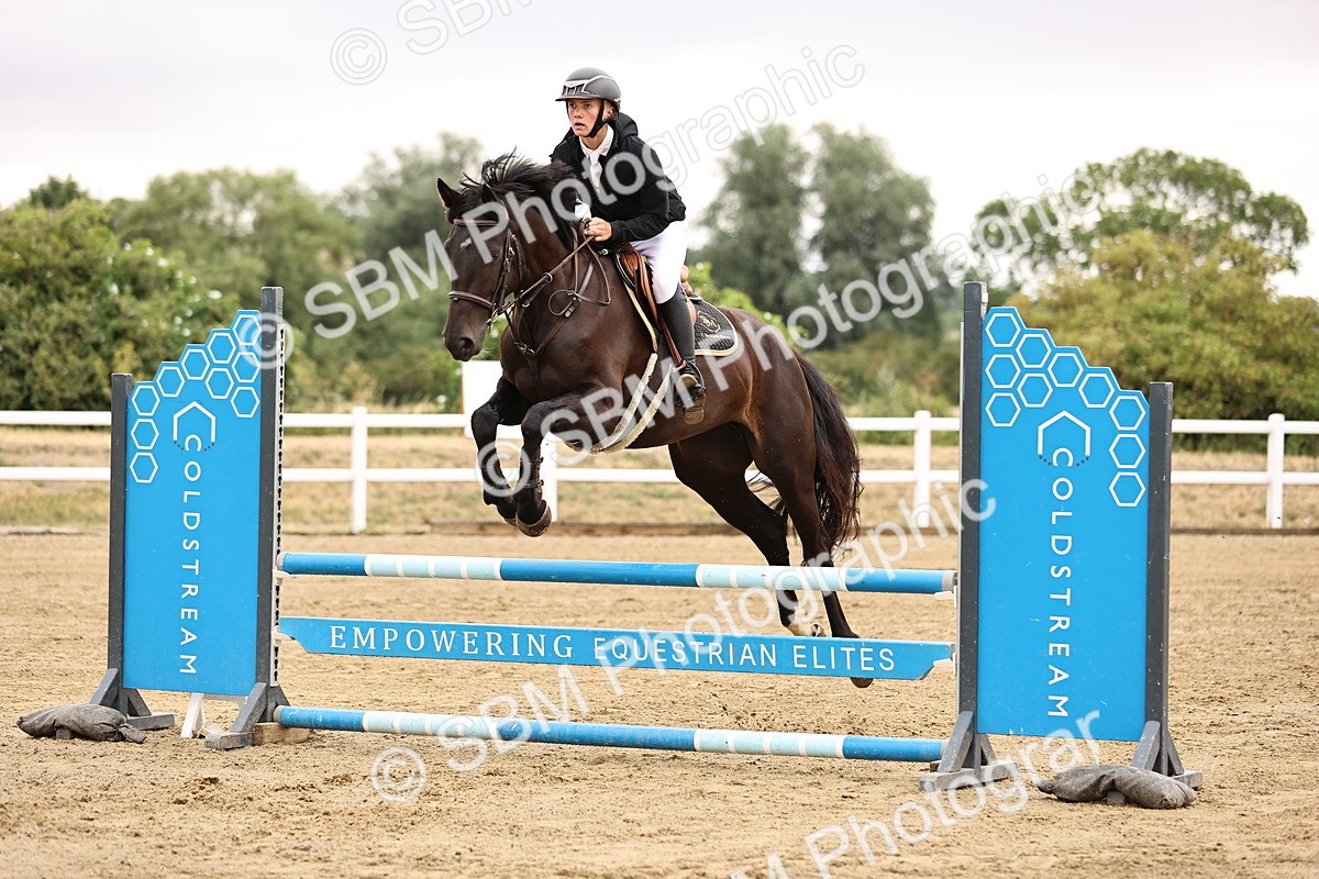 SBM_024388 - Class 8 - Clear Round