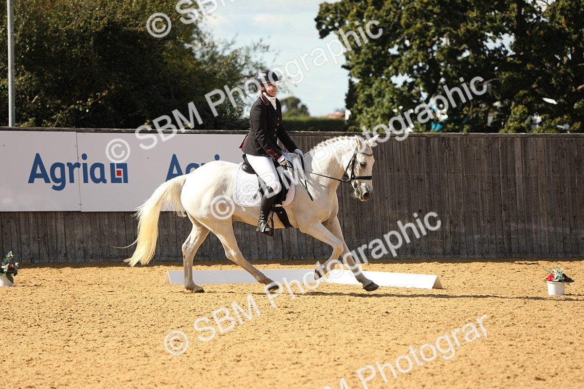 SBM_26533 - D17 - Grand Tour Championship - Novice 27