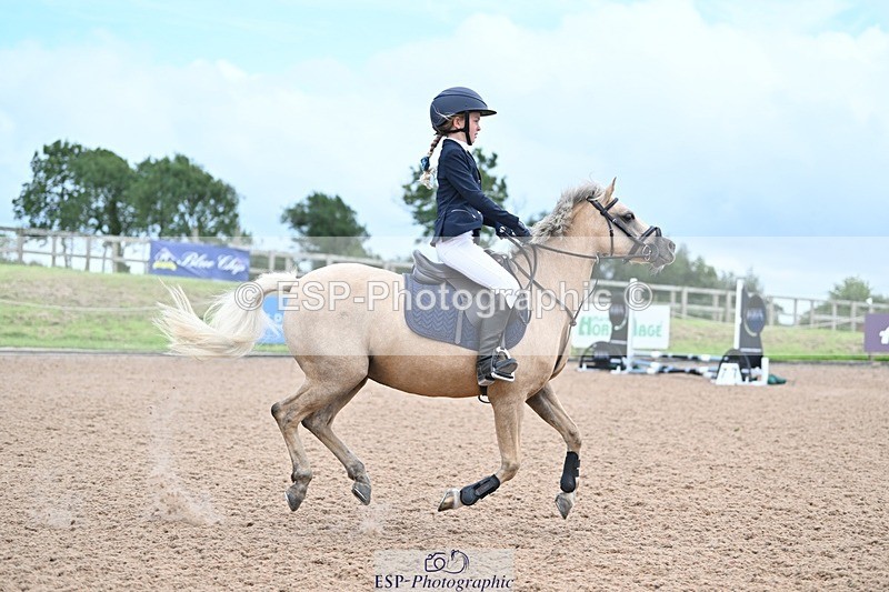 240813-151514-00021 - Clear round & 60cm