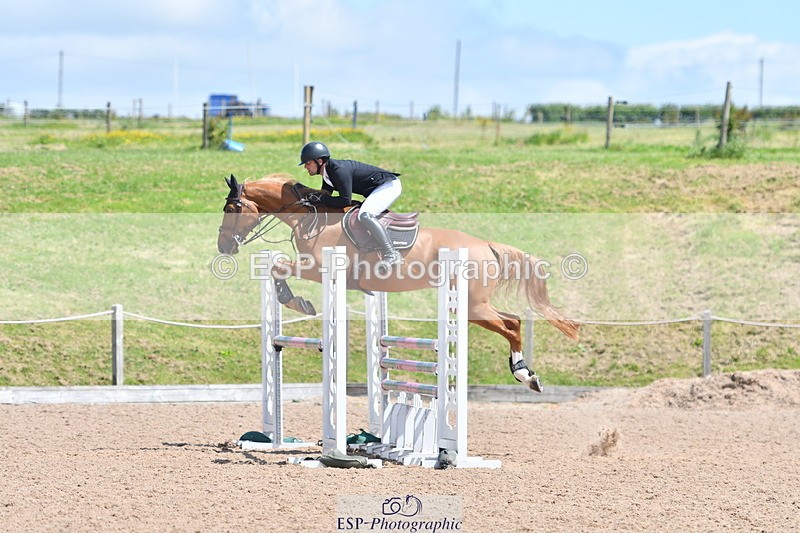 240609A-122313-05134 - Cls 18 Snr Newcomers and 1.10m Open