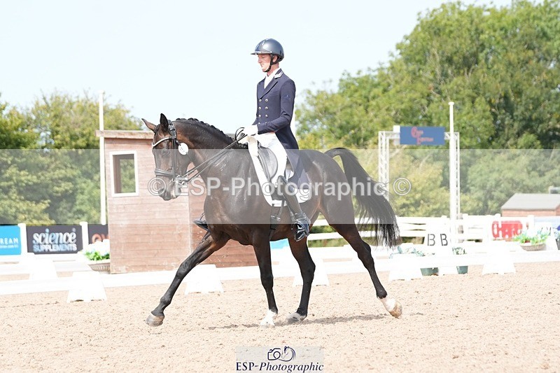 250815-124809-01079 - 016-Ben.JamesToto.light