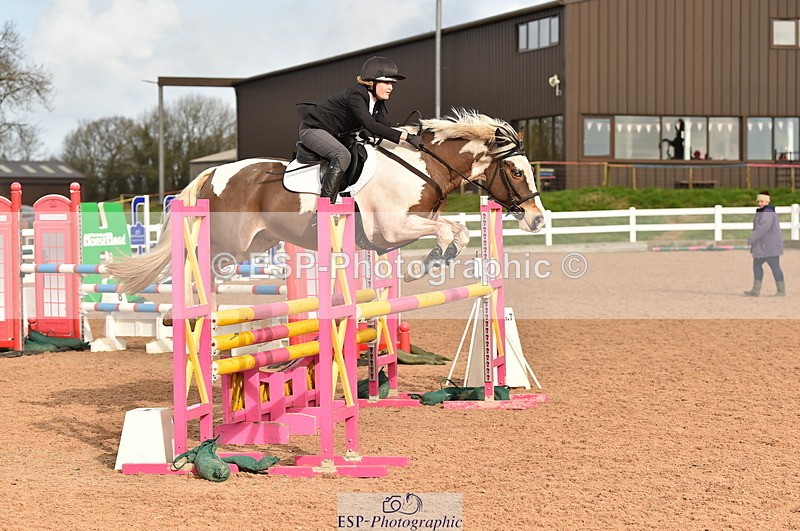 240210A-121426-01128 - Cls 8 Pony Newcomers & 1m Open
