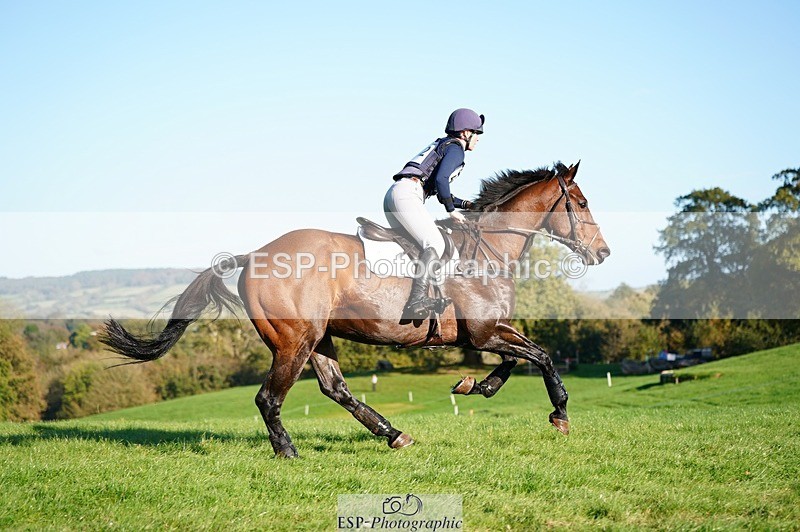 241026-152030-14352 - 582-Courtney.Romcke-JD.ON.THE.ROCKS