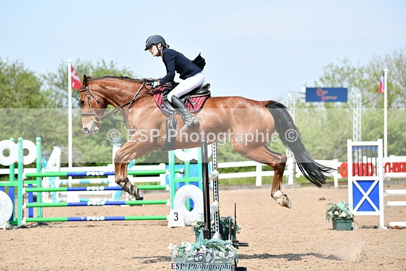 240512A-121121-18029 - Cls 40 Discovery Second Round Jump Off and Pres