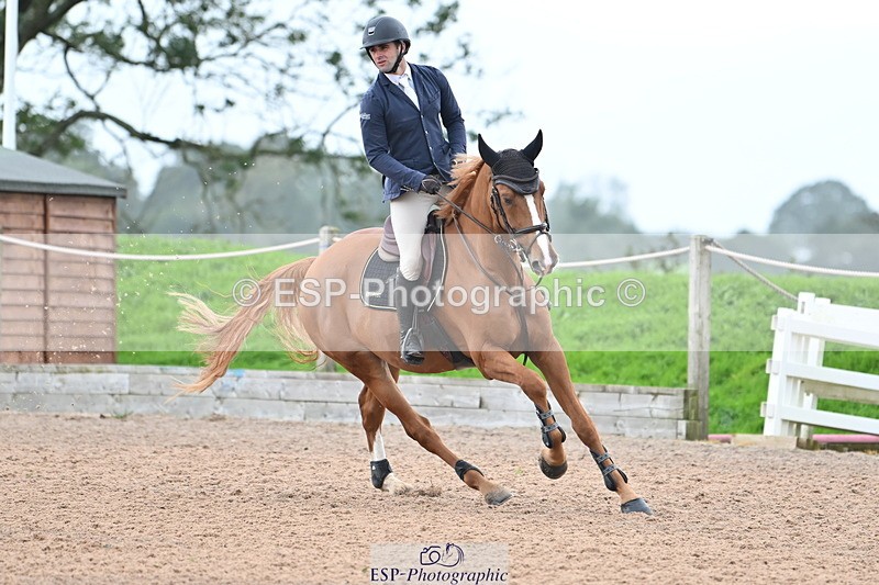 231013A-130311-02290 - Cls 8 Blue Chip Power Jump Off and Presentations