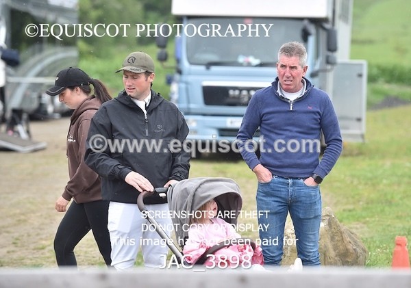JAC_3898 - CLASS 3  - SAT - Senior Discovery/ 1m Open