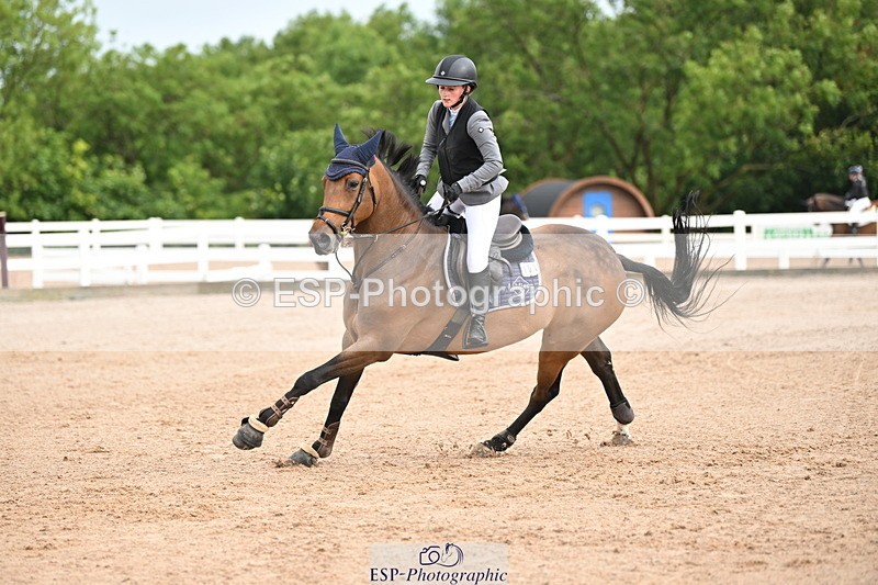 240720A-085416-13170 - Cls 15, 1 Star Silver Tour 1.25m