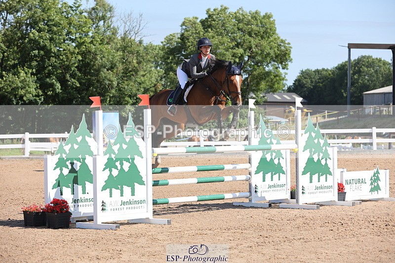 240718A-101118-03680 - Cls 29, YH 6 Yr Olds 1.20m