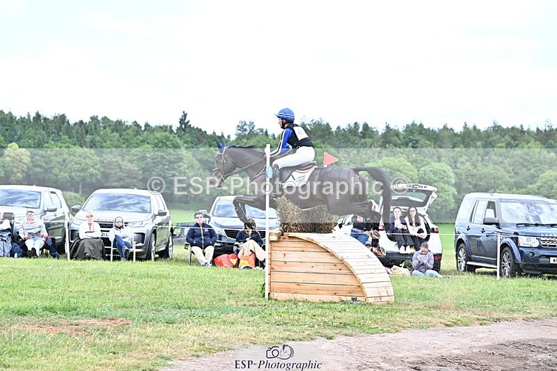 250525A-124755-16108 - D-452-Tiana.Coudray-COEUR.DE.L.ESPRIT.Z