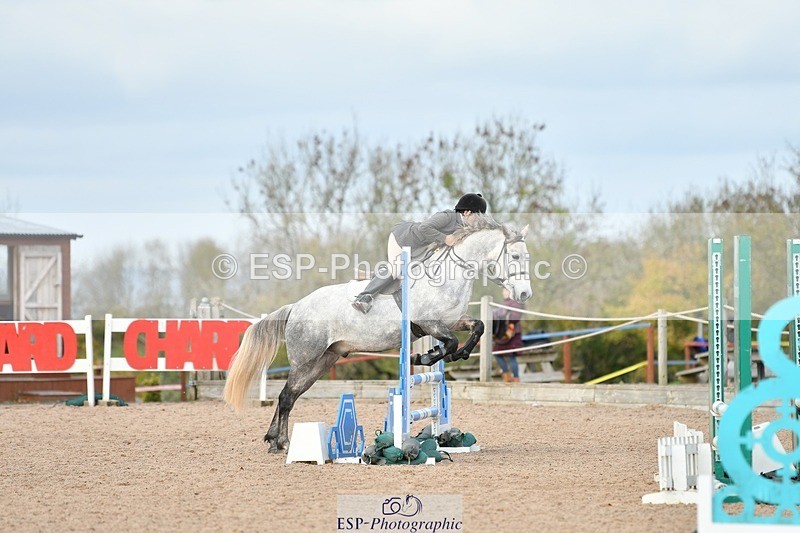 251026-114401-02587 - Cls 23+24 80cm Club and Schools