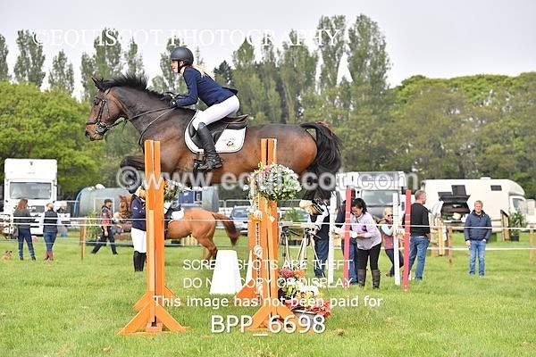 BPP_6698 - CLASS 2 RHS Classic Champ Qual (1.20m)