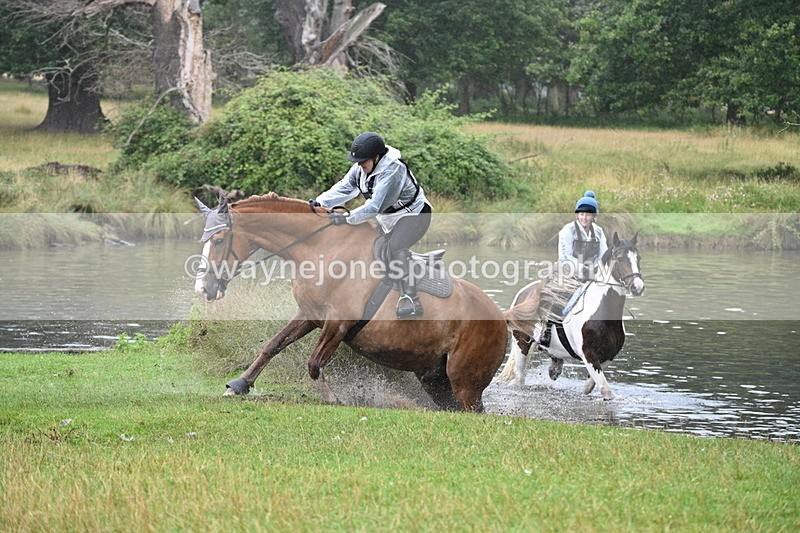 WJ7_8913 - Time at Water 11:53 to 12:23