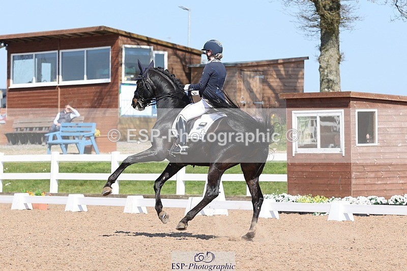 250405-145336-11497 - 069-India.Hamilton-Burnet-Kissingdale