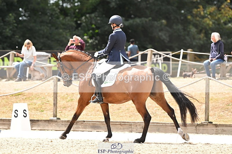 250808A-154546-01583 - 154-Lucy.StrakerVincenzi