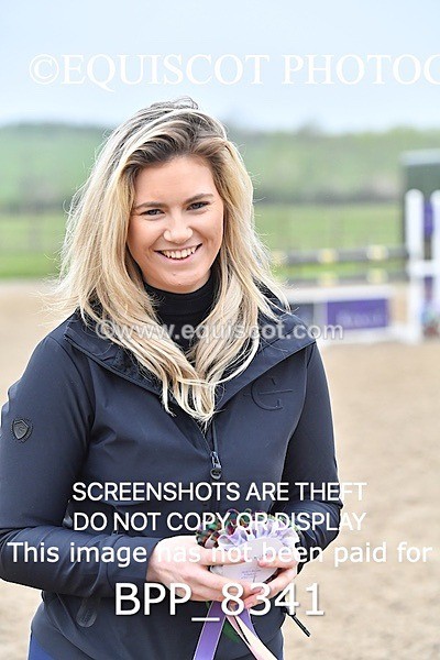 BPP_8341 - CLASS 19 SAT CLASS 19 SAT Senior Newcomers/ 1.10m Open