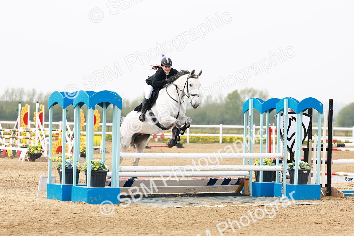  - Class 18 - Senior Newcomers - 1.10m