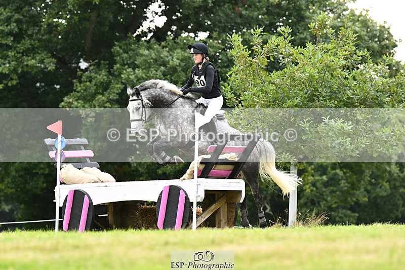 240825X-181114-38155 - 80cm XC 17.30 to End