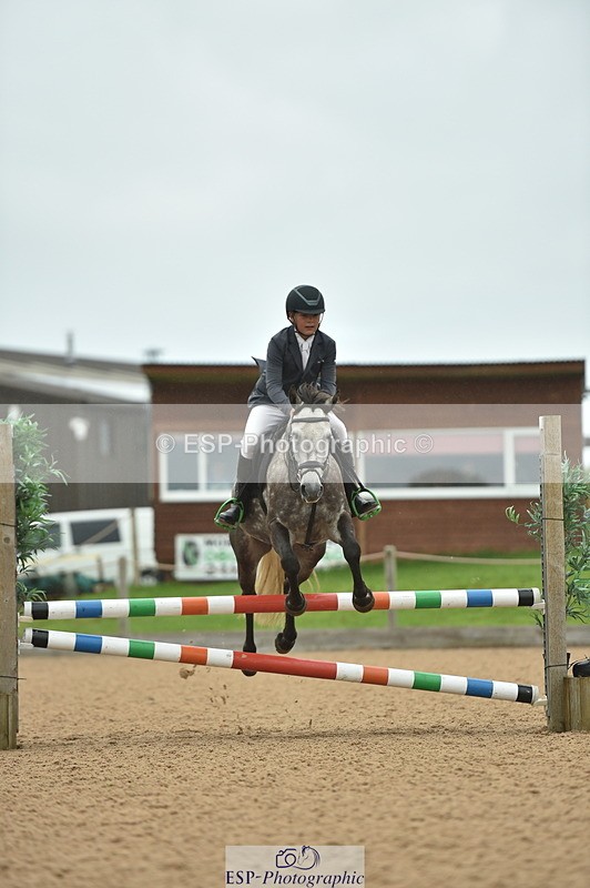 230819A-101508-00138 - Cls 36 Stepping Stones 128cm + 138cm