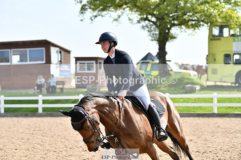 240511A-102309-11519 - Cls 28 95cm National Am Quali