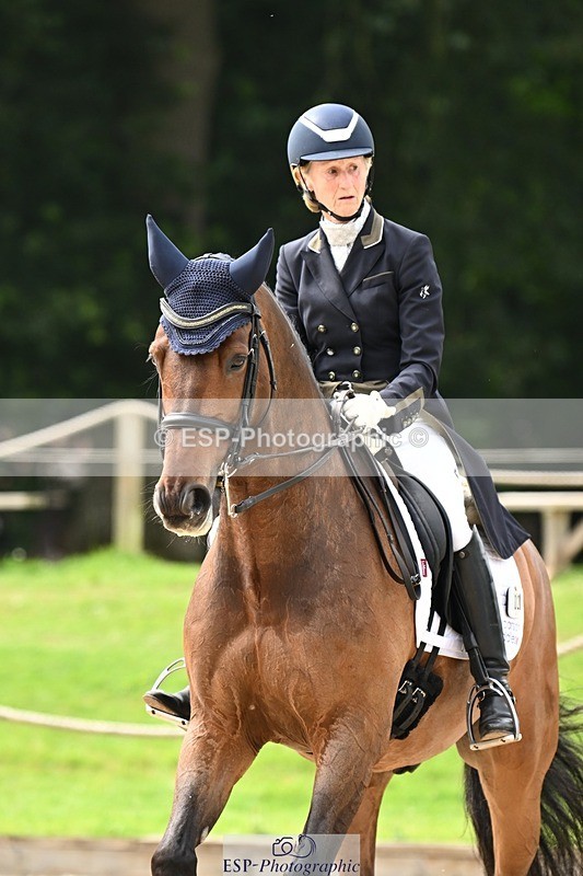 240811-133047-06065 - 102-Deborah.Childs-PK.Vangraf