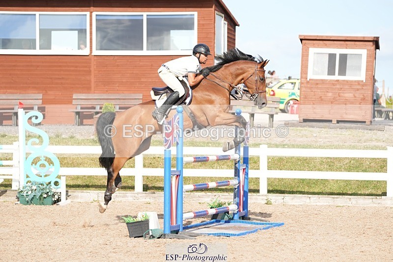 250726-175907-08126 - Cls 24 Snr Newcomers