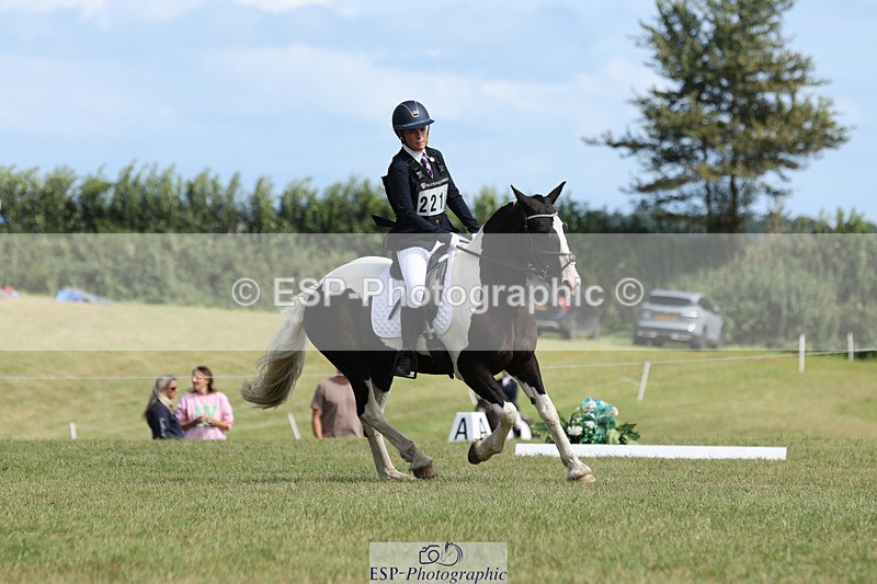 240824X-143826-28779 - D80 Ride off  14.15 to 15.30