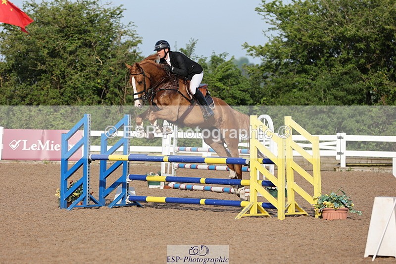 240510A-080805-04090 - Cls 13 British Novice and 90cm Open