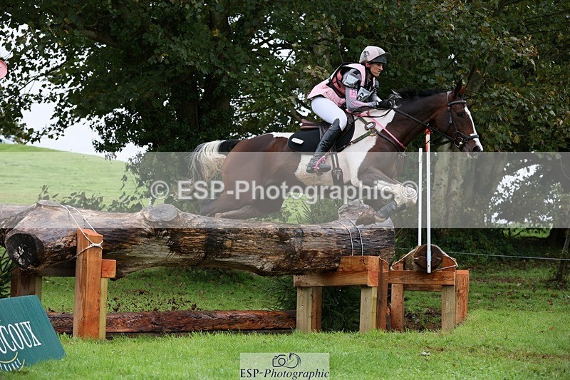 231021-112640-15738 - 669-FOXRIDGE.HIGH.JINX-Claire.Deuten-SC+XC