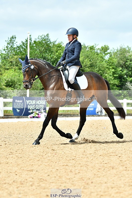 230702A-142440-10661 - Cls 32 Medium 73