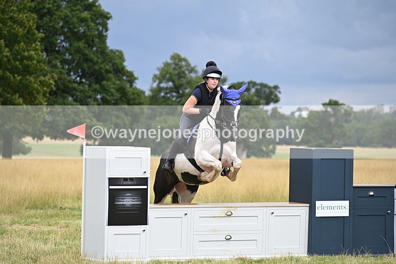 WJ6_2879 - Time at Jump 11:06 to 11:40