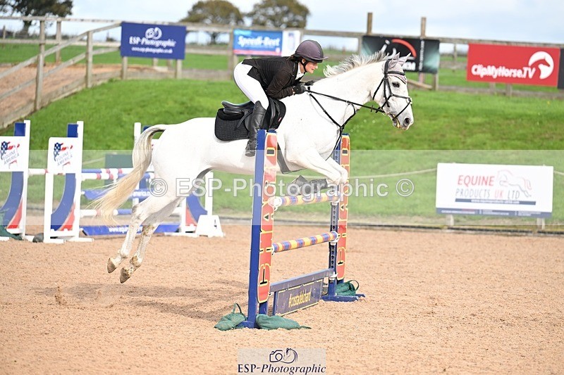 251005-150049-04024 - Cls 21 Newcomers and 1.10m