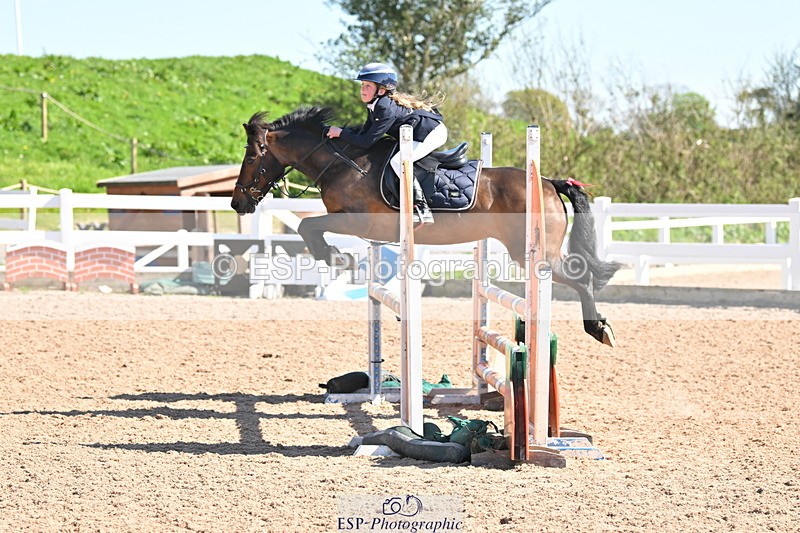 240504A-161216-02743 - Cls 22 & 23 Stepping Stones 128cm & 138cm & Under11's