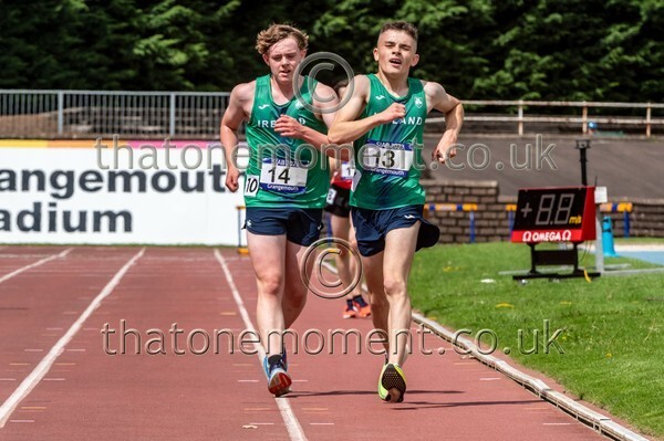 SIAB23-527961 - Track Male Set One