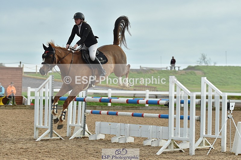 231111A-123740-01909 - Cls 12 Newcomers & 1.10m Open