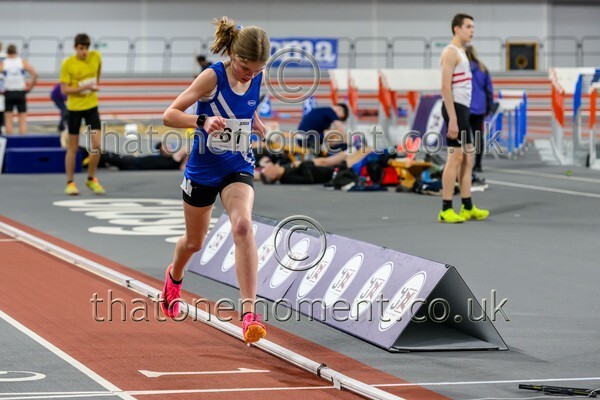 CombiMast25-917517 - Track Female Set Two