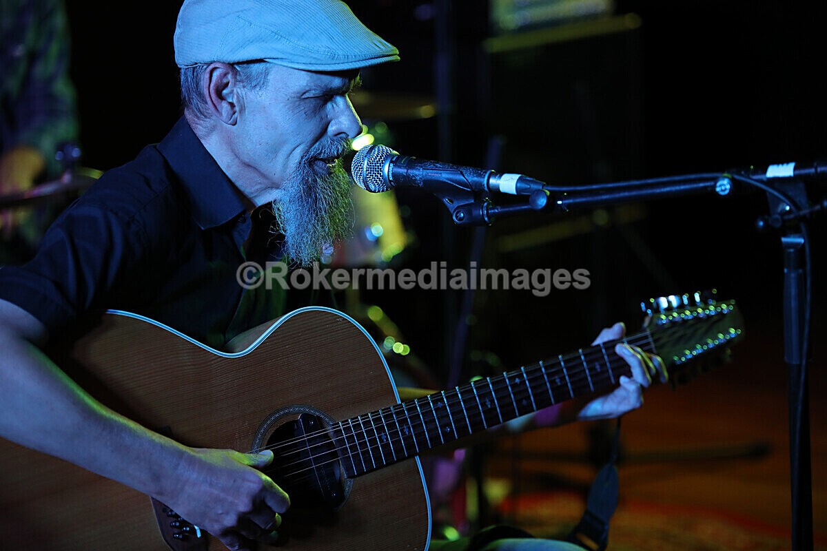 FOLK N BLUES-567 - FOLK and BLUES SEPT 2022