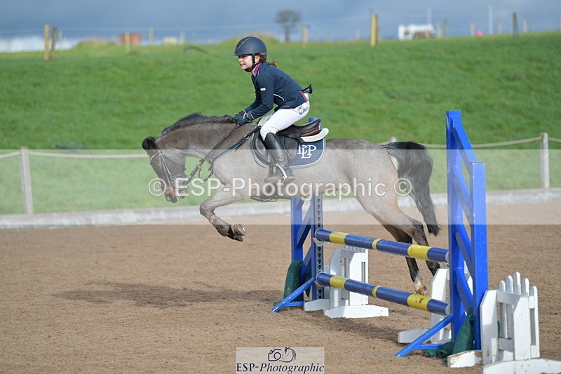 240211A-135250-03283 - Stepping Stones