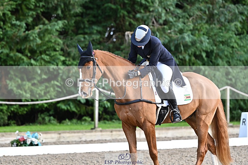 241023-155114-00794 - 010-Julia.Norman-SCOTCH.ON.THE.ROCK'Z