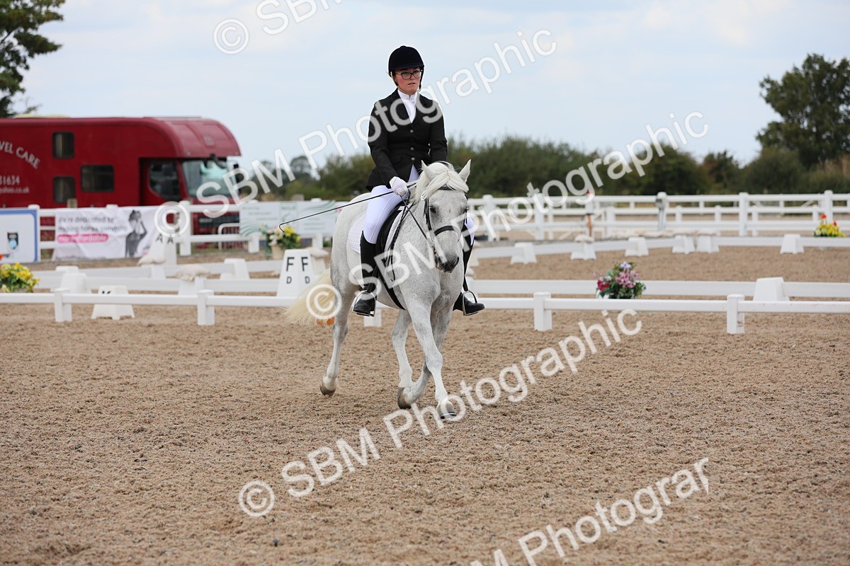 SBM_05677 - Class 32 Novice 1